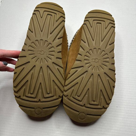 Sz 10 UGG Tasman Slippers Chestnut Brown Suede Shearling Classic Slip-On Cozy - Picture 7 of 10